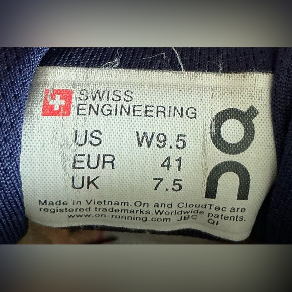 Oncloud stratus Running women’s Shoes  white SIZE  9.5 - Picture 7 of 11